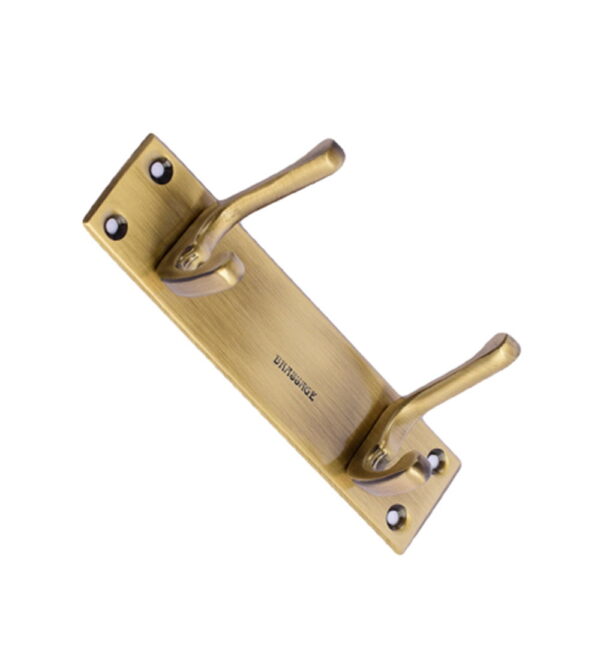 Pine Brass Hook